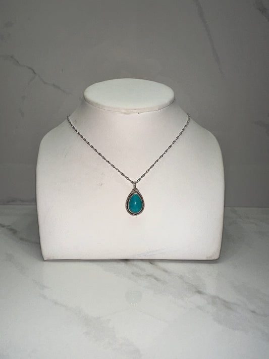 Teardrop Pendant Necklace