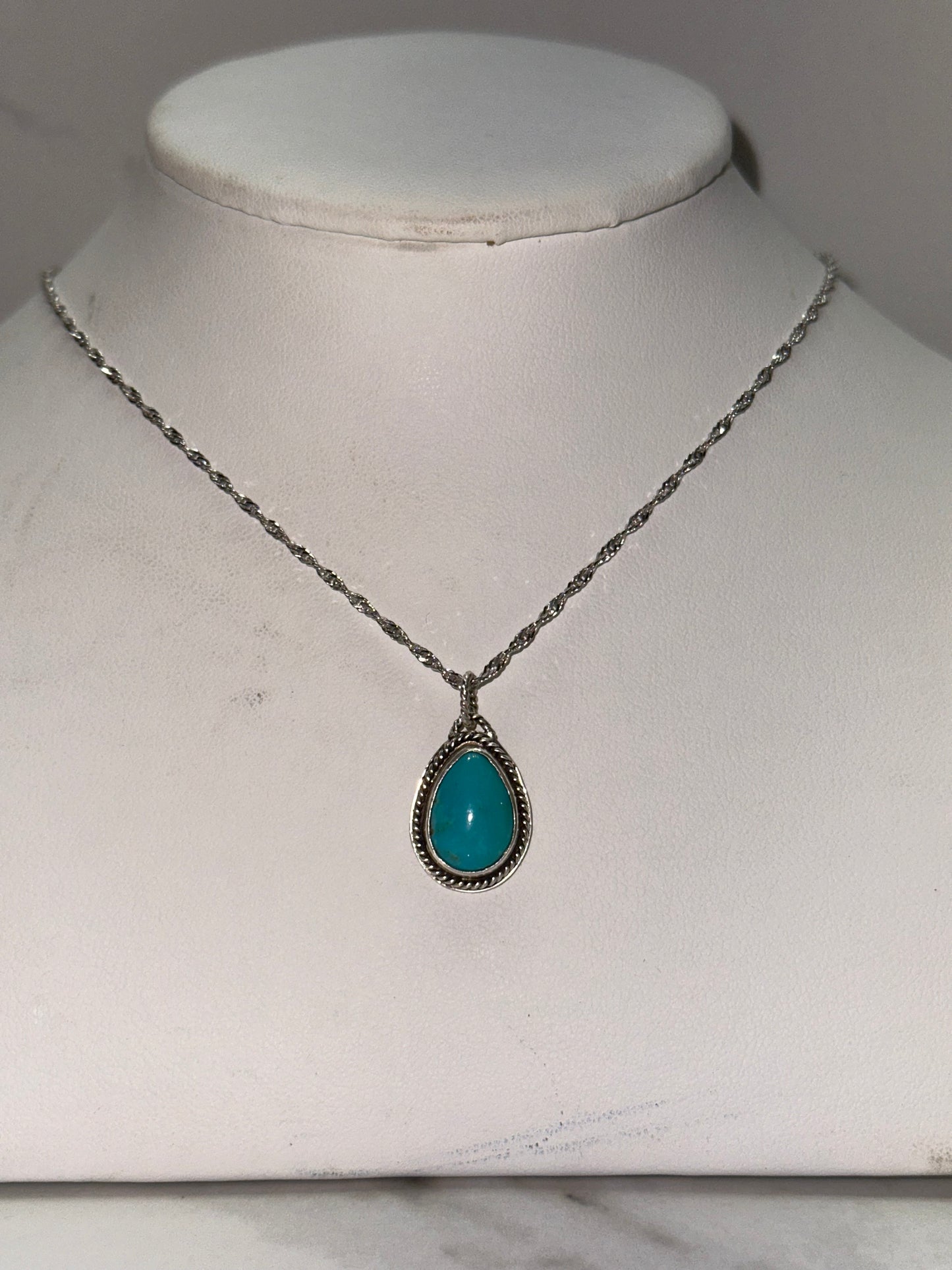 Teardrop Pendant Necklace